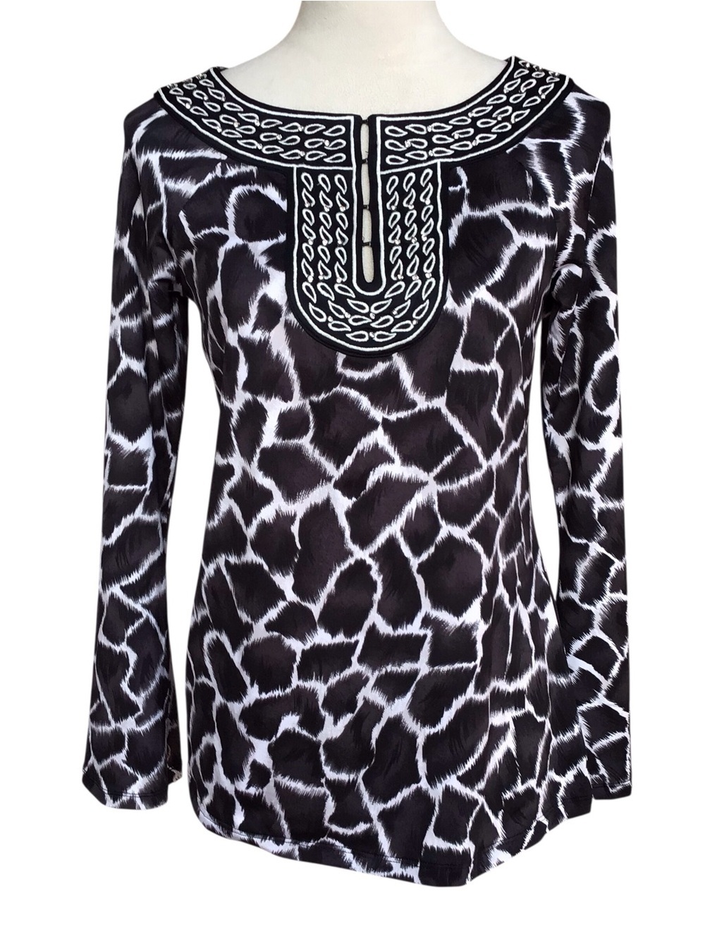 INC International Concepts Petite Embroidered Black White Tunic Size P NEW